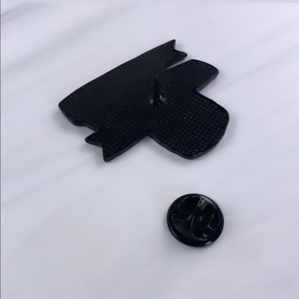 Jeff Goldblum Enamel Pin/ Brooch - Picture 4 of 4
